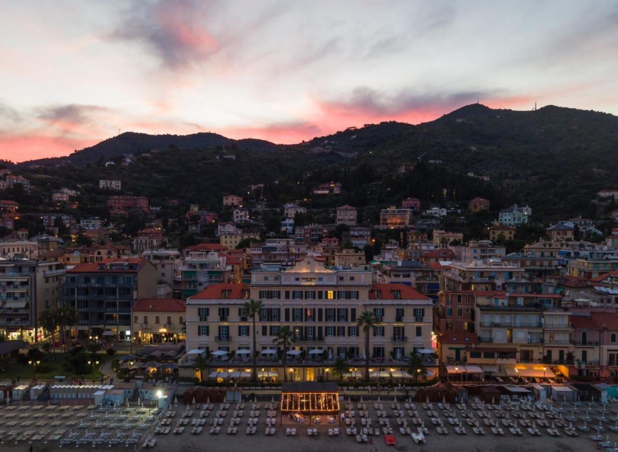 Grand & - The Leading Of The World Hotel 5*