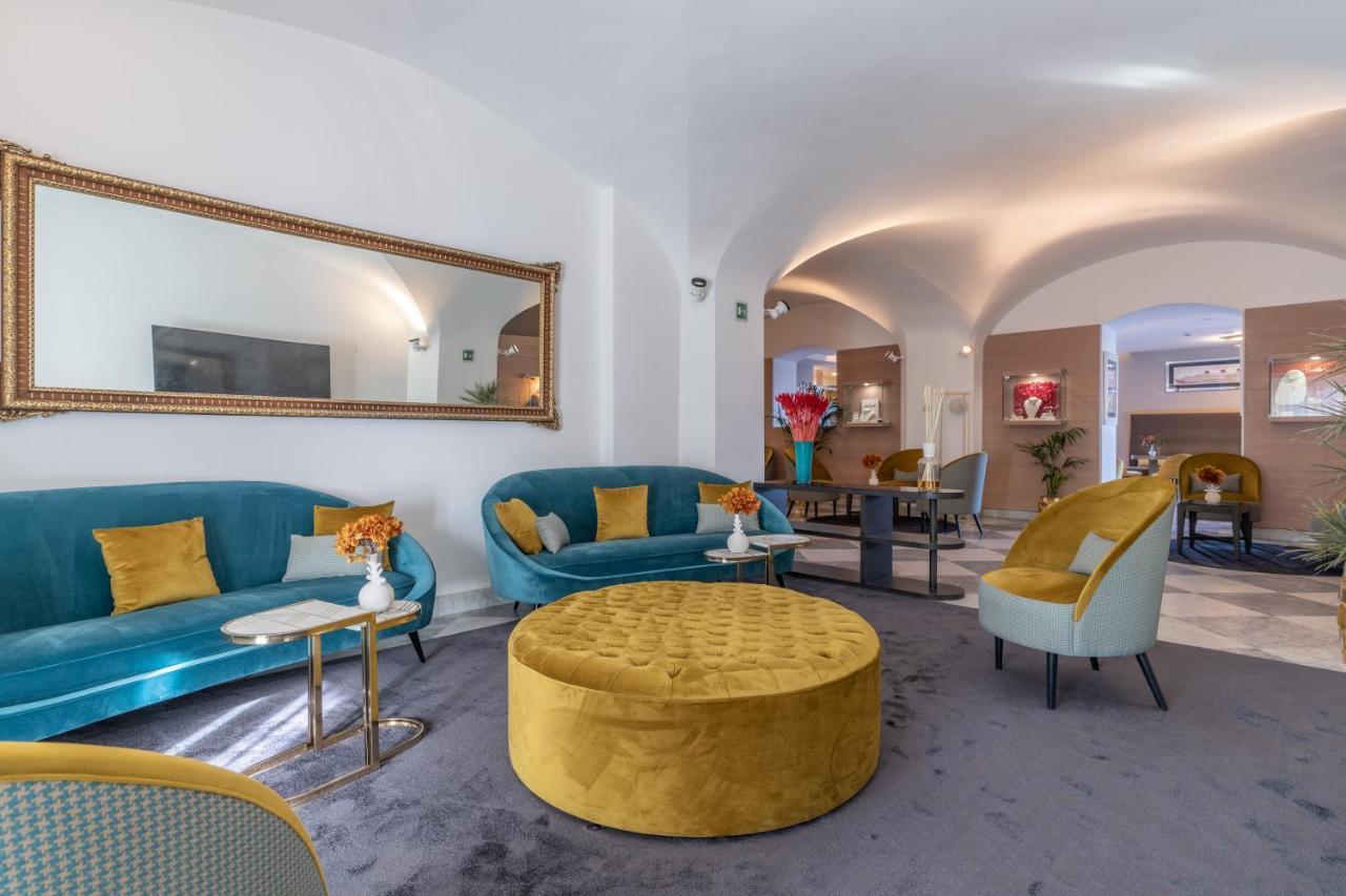 Hotel Grand & - The Leading Of The World